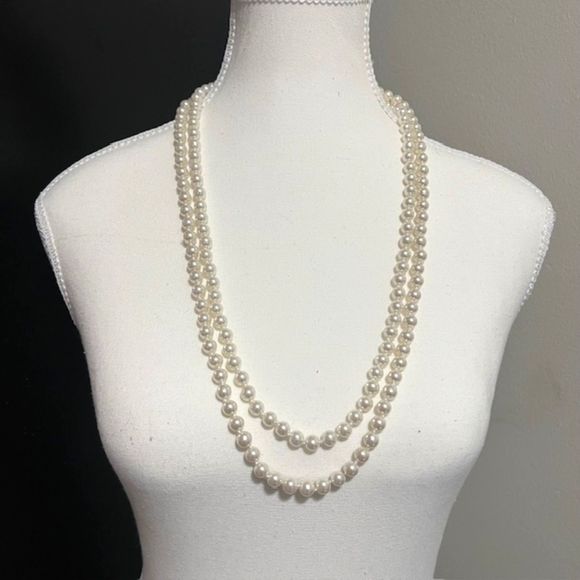White Faux Pearl Long 58 Inch Necklace Knotted Nice Quality Pearl Necklace - Picture 1 of 6